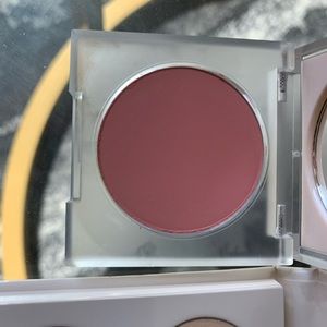 KKW BEAUTY BLUSH - MRS. west collection